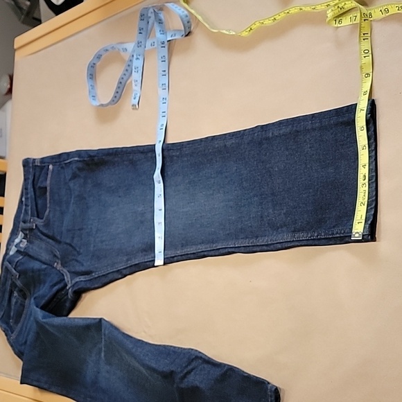 Bonobos Size 32x28 Slim Fit, Dark Wash, Excellent Used Condition, Like New - Picture 14 of 15